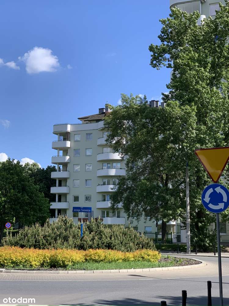 Komfortowe dwupokojowe mieszkanie na Żoliborzu!-12