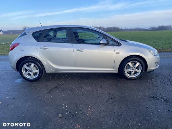 Opel Astra III 1.7 CDTI ecoFLEX - 4