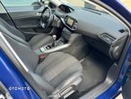 Peugeot 308 SW 1.2 PureTech Allure S&S - 22