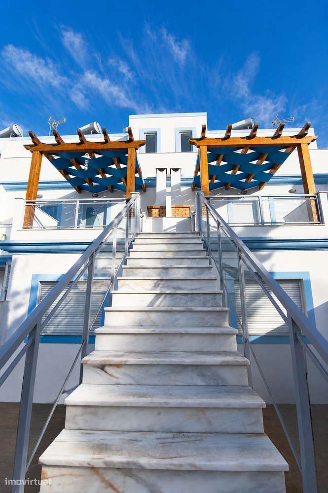 Apartamento T0+2 duplex mobilado e equipado na Manta Rota, Algarve-18