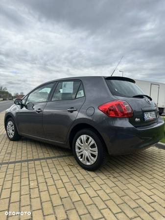 Toyota Auris 1.4 VVT-i Team - 4