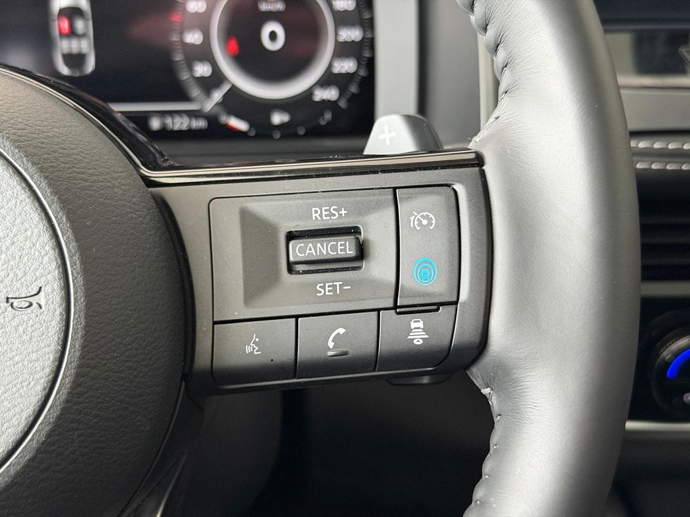 Nissan Qashqai N-Connecta + Pakiet technologiczny + Szklany dach Salon Polska