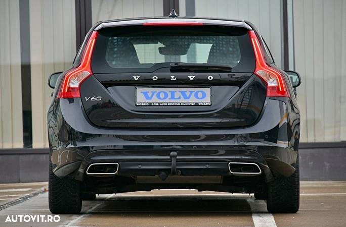 Volvo V60 D4 Geartronic Summum - 36