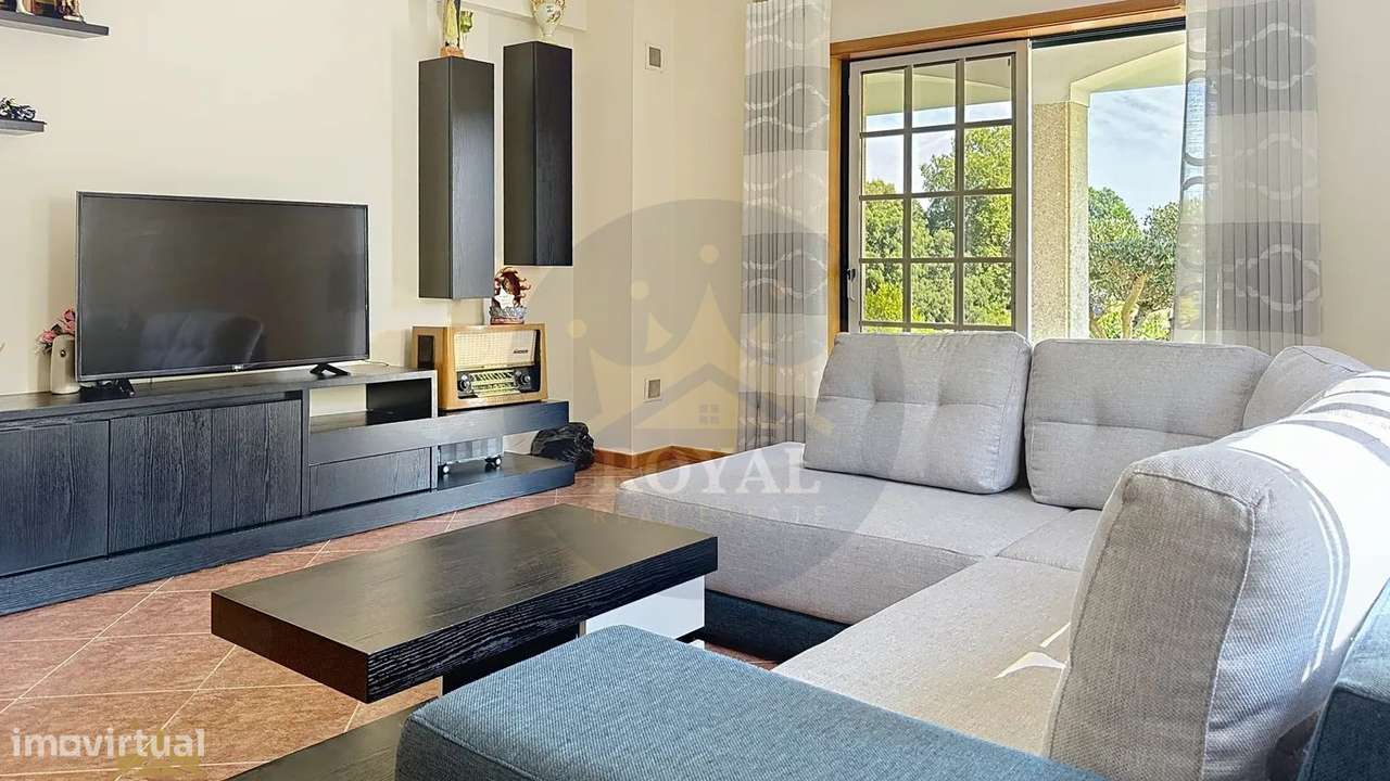 Moradia Isolada T4 em Arrifana –-12