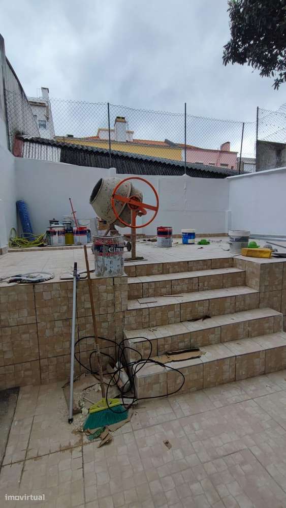 T2 Totalmente Remodelado com Logradouro - Grande imagem: 2/12