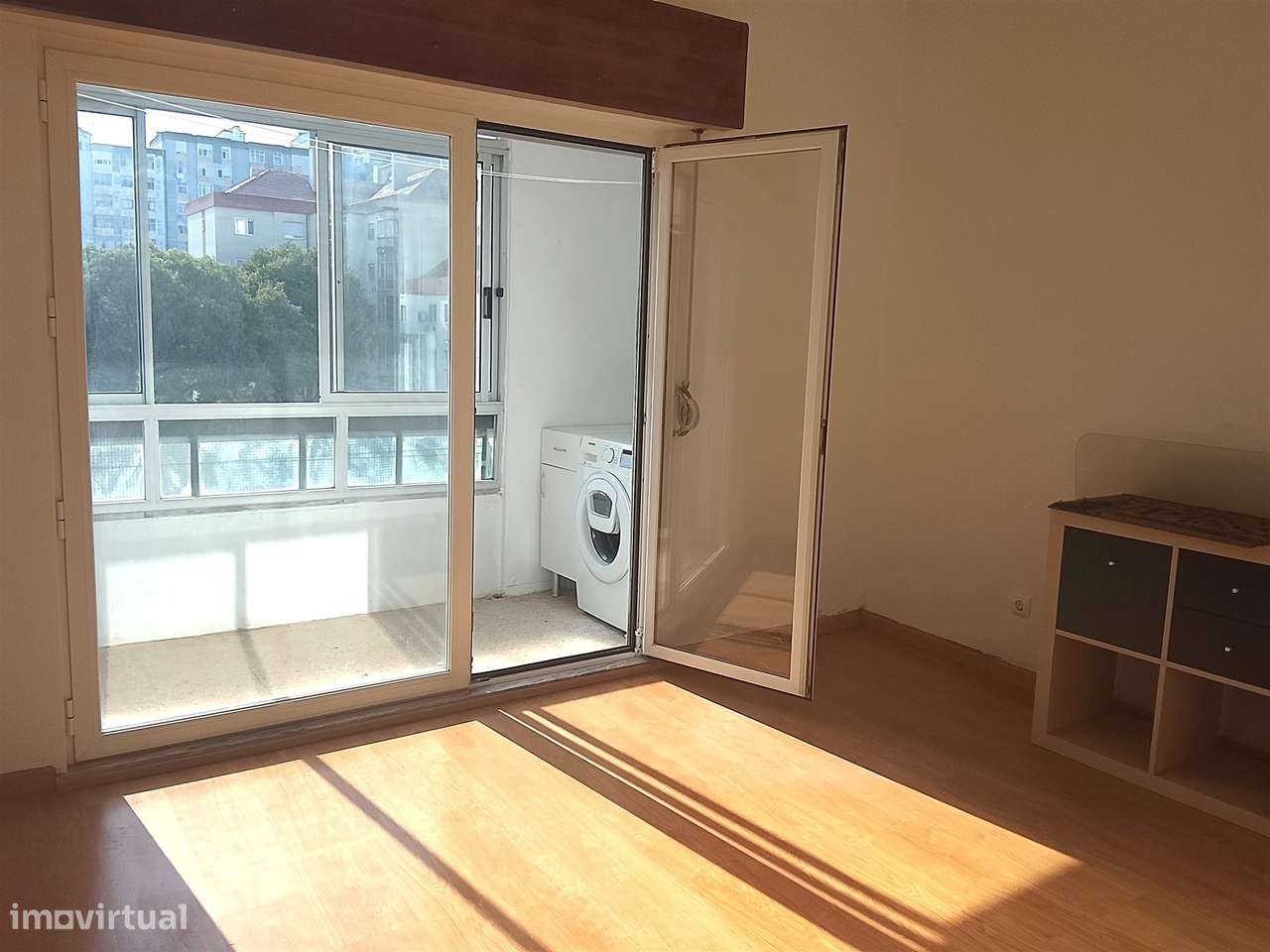 Apartamento T1+1 Venda em Águas Livres,Amadora-0