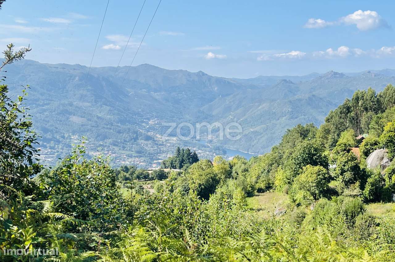 Terreno rustico com vistas rio em Vieira do Minho - Grande imagem: 3/46