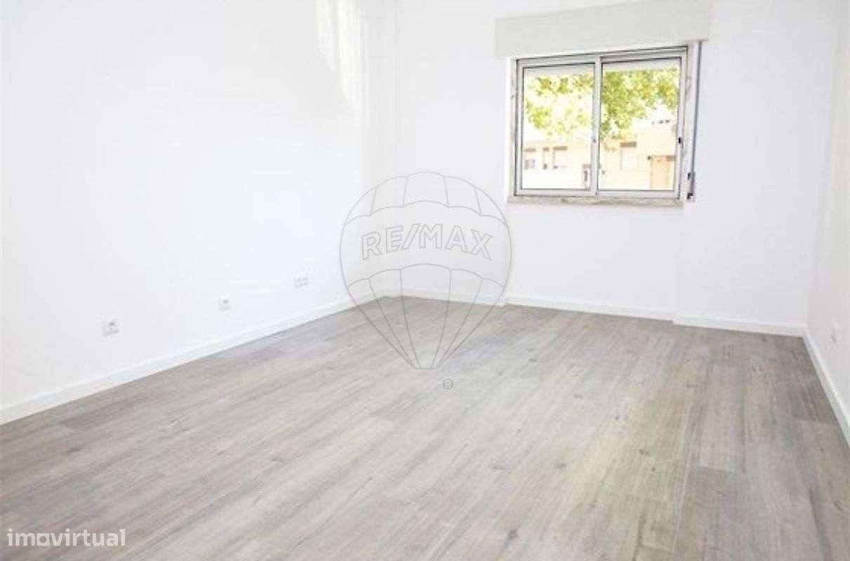 Apartamento T1 para arrendamento - Grande imagem: 3/11
