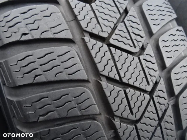 205/60/R17 93H PIRELLI WINTER SOTTO ZERO 3 - 3