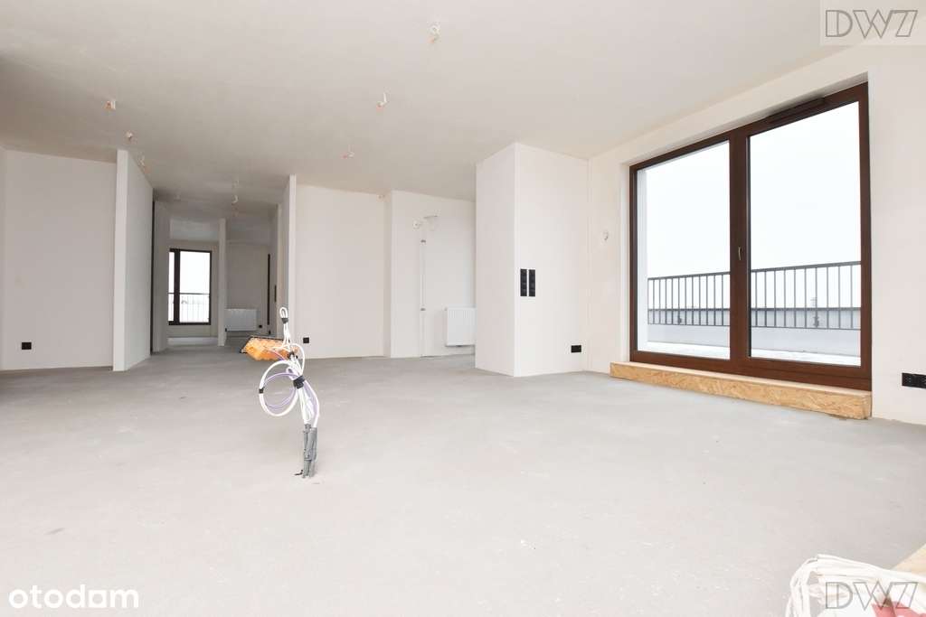 4 pokoje,3 m.postojowe,taras 40 m2,widok na Wawel-5