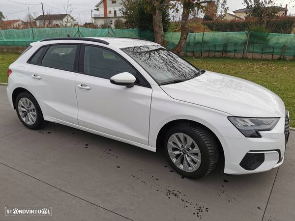 Audi A3 Sportback - 1