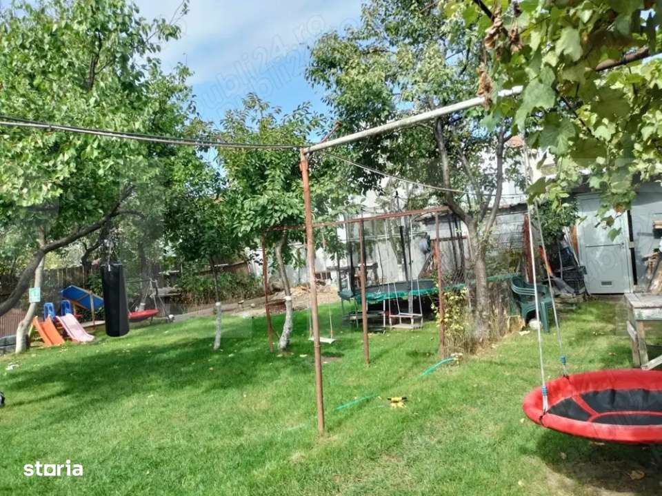 Vanzare Casa / Vila - Imagine principală: 5/12