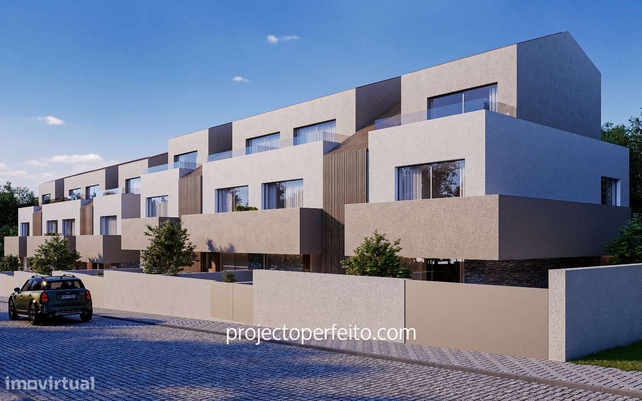 Moradia T3 de 3 frentes com elevador e garagem fechada - Grande imagem: 4/34