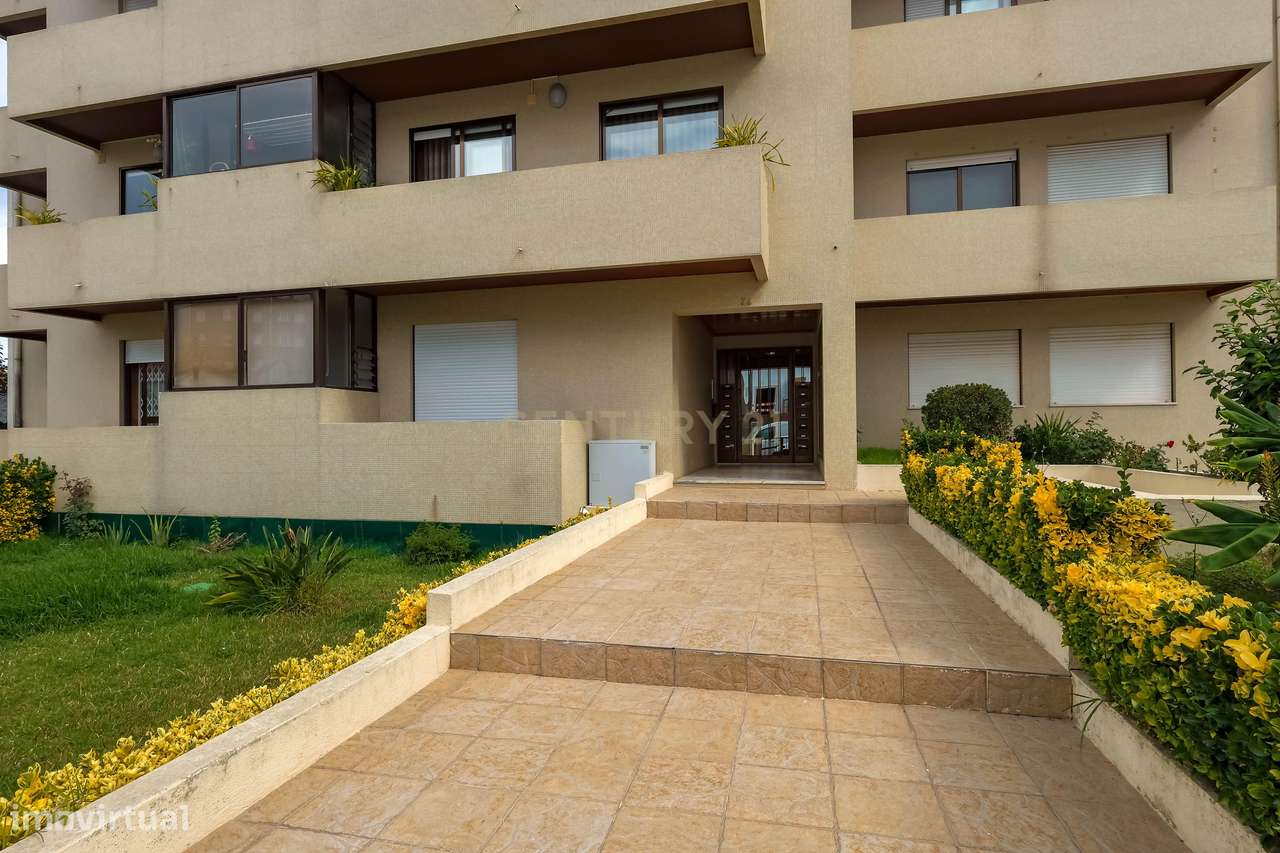 Apartamento T3 em Aguas Santas com Suite e garagem-24