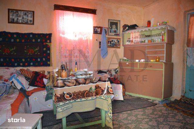 Vanzare Casa Batraneasca + Teren 3000mp - Glodeni Dambovita. - Imagine principală: 4/8