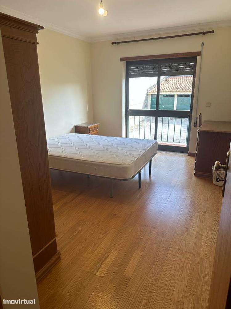 Apartamento T2 com Garagem junto ao IPB | Bragança - Grande imagem: 5/13