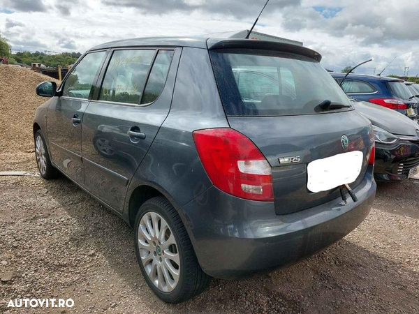 Aripa stanga spate Skoda Fabia 2 2011 HATCHBACK 1.6 TDI - 1