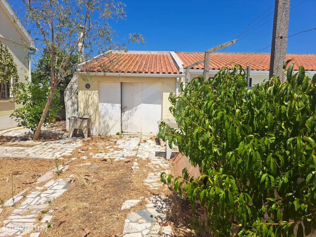 Moradia térrea T3 com sótão e garagem Azeitão - Grande imagem: 5/32
