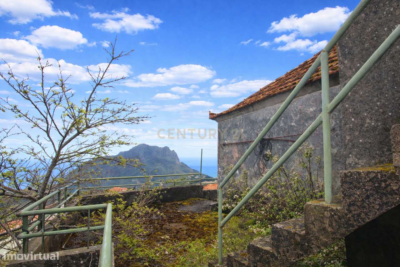 Moradia em São Roque do Faial com Vista Mar e Montanha-12