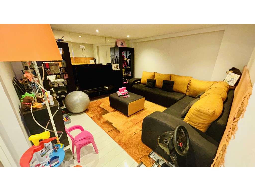 Moradia T3 + Escritório com Piscina em Vila Nova da Telha-13