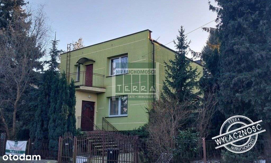 Zielony dom tonący w zieleni-19