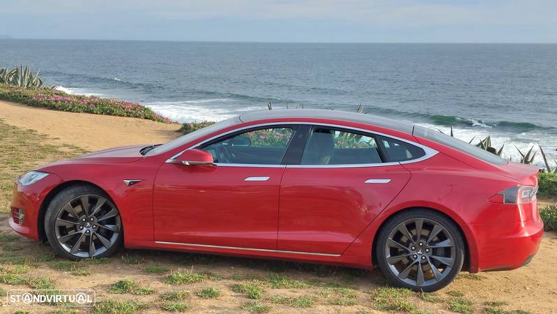 Tesla Model S Long Range - 3