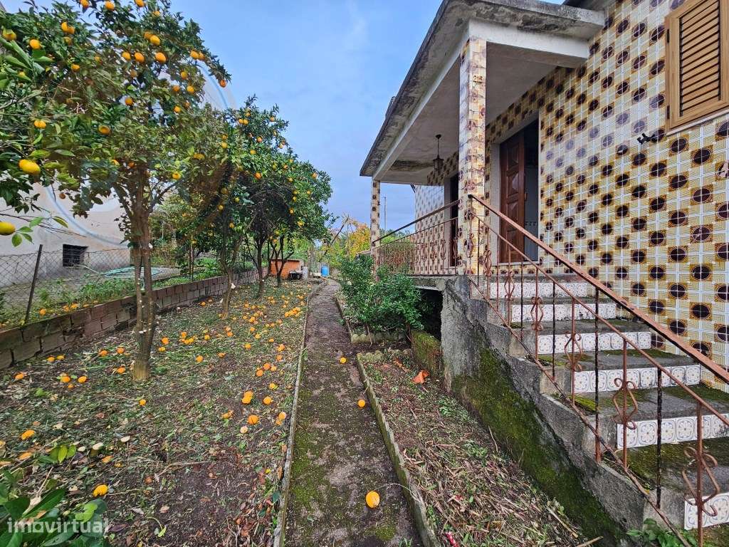 Moradia T4 com terreno, em Cavez, Cabeceiras de Basto-4