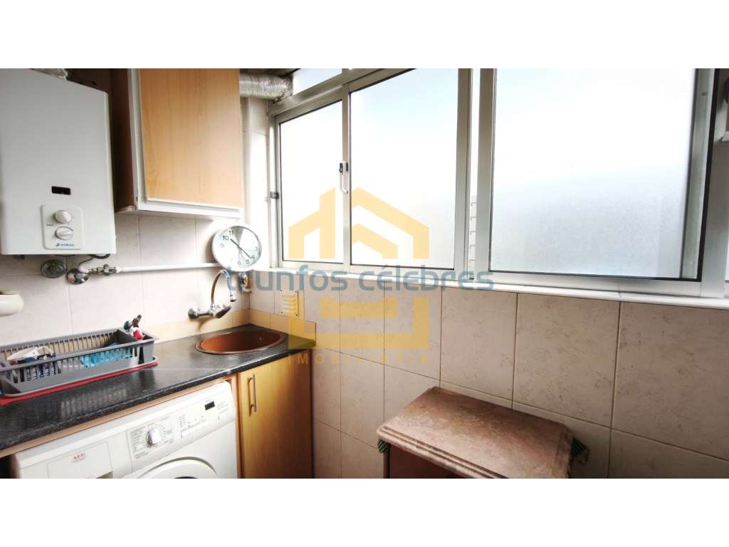 T3 renovado a 200mt da praia das caxinas vila do conde-25