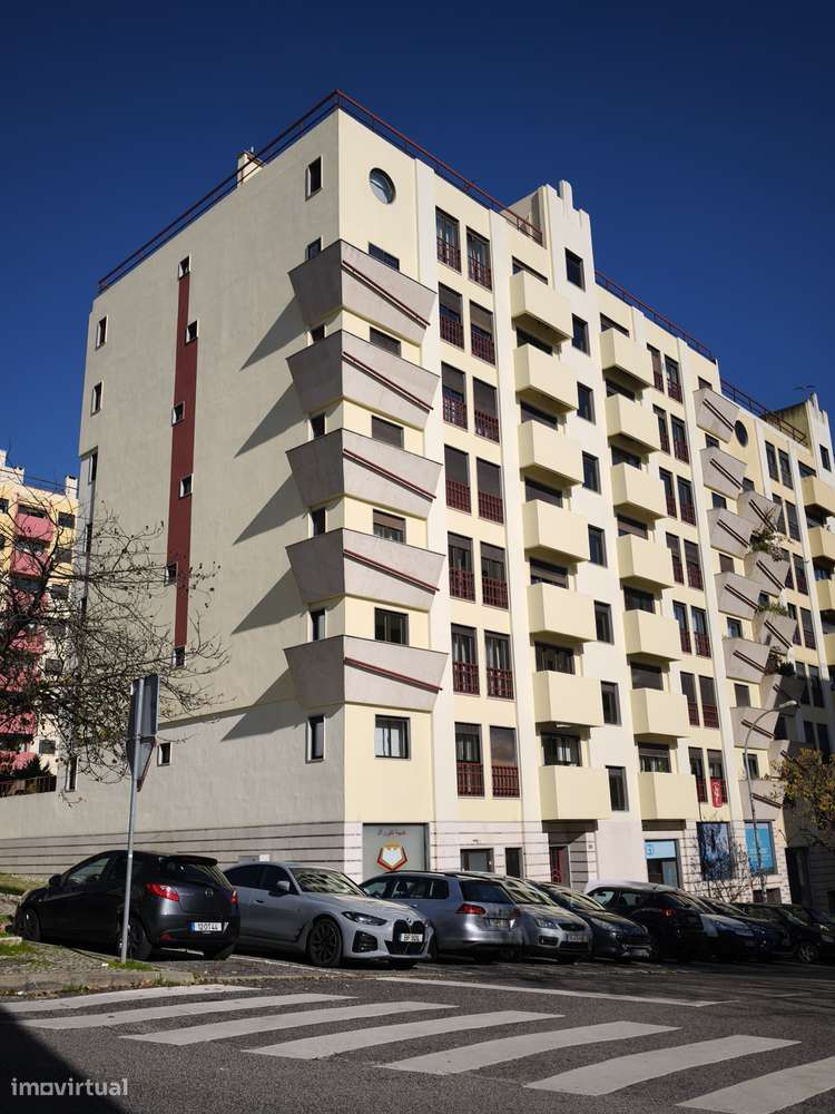 Apartamento T3 à venda na Rua Artur Bual, 12 - Grande imagem: 2/26