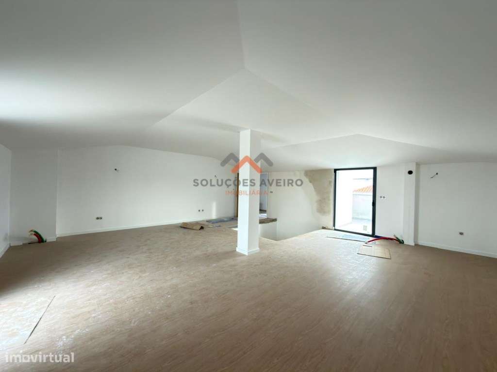 Apartamento T3 Duplex com Terraço | 3 WC | Garagem e Arrumos - Cent...-21