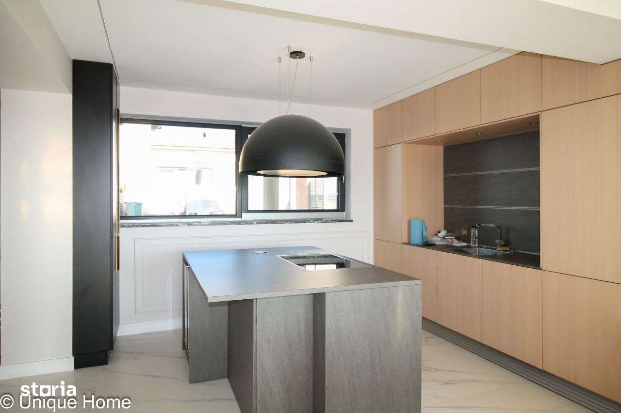 Pipera: Vila tip duplex, pe malul lacului! - Imagine principală: 3/15