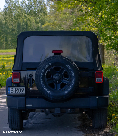 Jeep Wrangler 3.6 Unlim 75th Anniv - 27