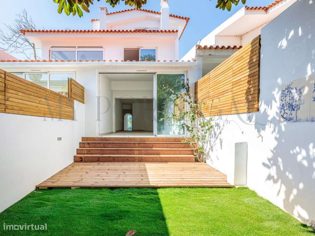 Moradia em banda Contemporânea T3+1 com Jardim Privado e Espaço Ext...-9