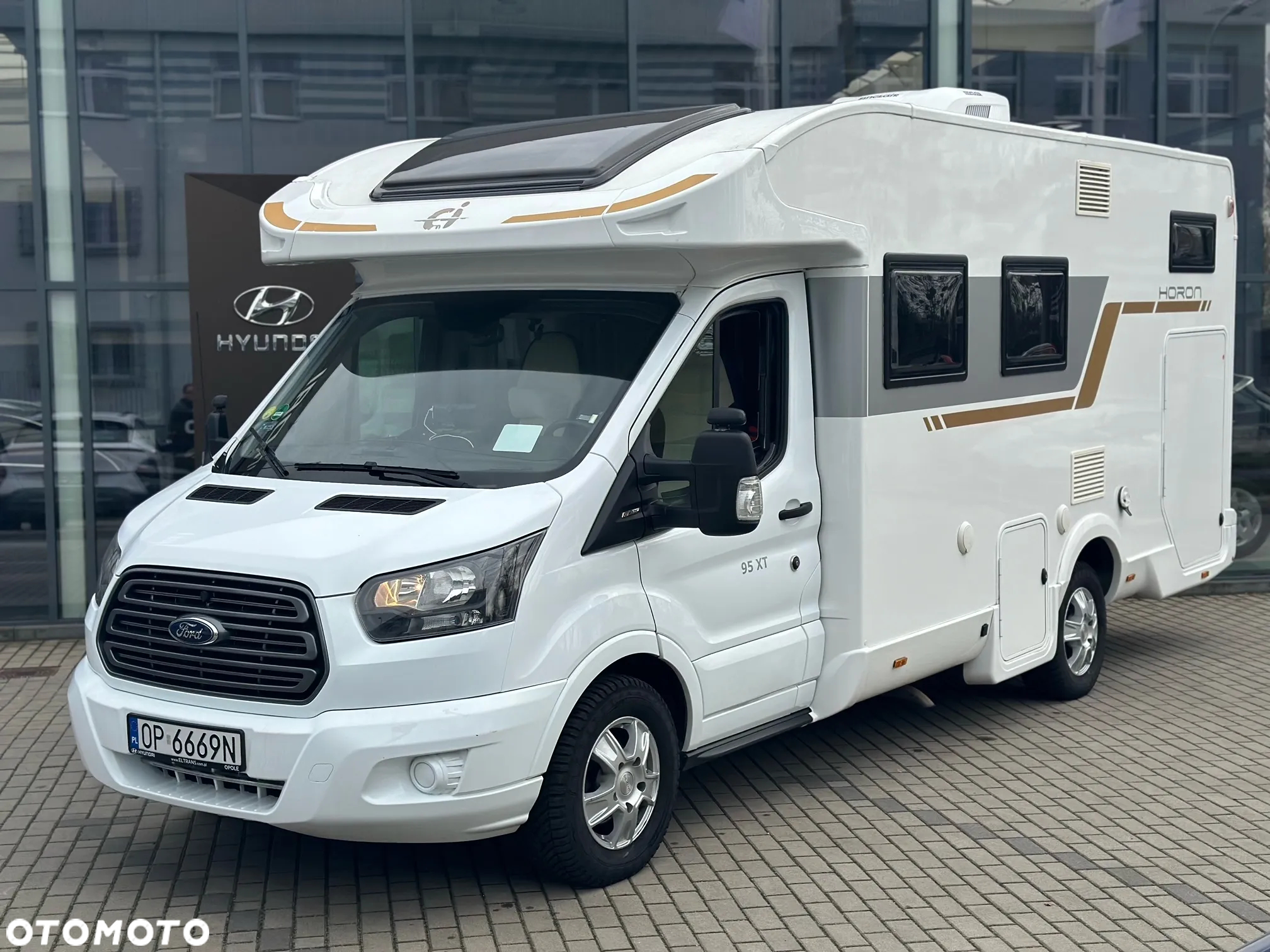 Ford Caravans International HORON 95 XT - 2