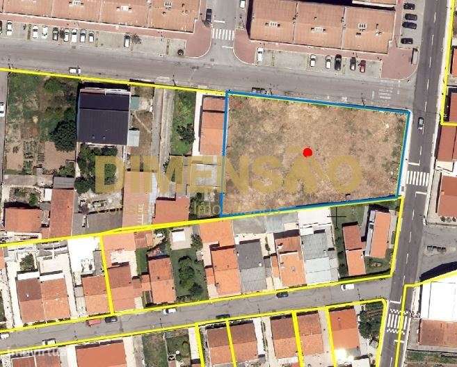 Terreno rústico 1.760 m² c/ viabilidade construtiva, localizado em ... - Grande imagem: 2/2