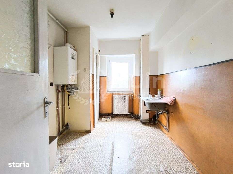 Apartament cu 3 camere | 2 bai | Decomandat | Balcon | Piata Zorilor - Imagine principală: 5/8
