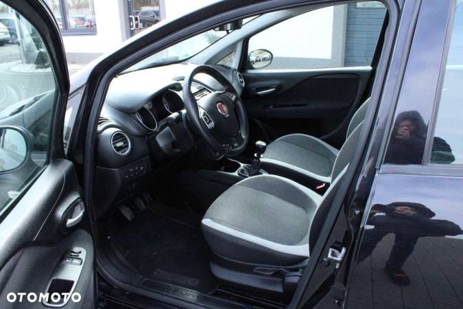 Fiat Punto 2012 - 11