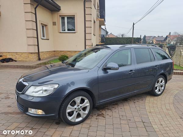 Skoda Octavia 2.0 TDI DPF Elegance - 4