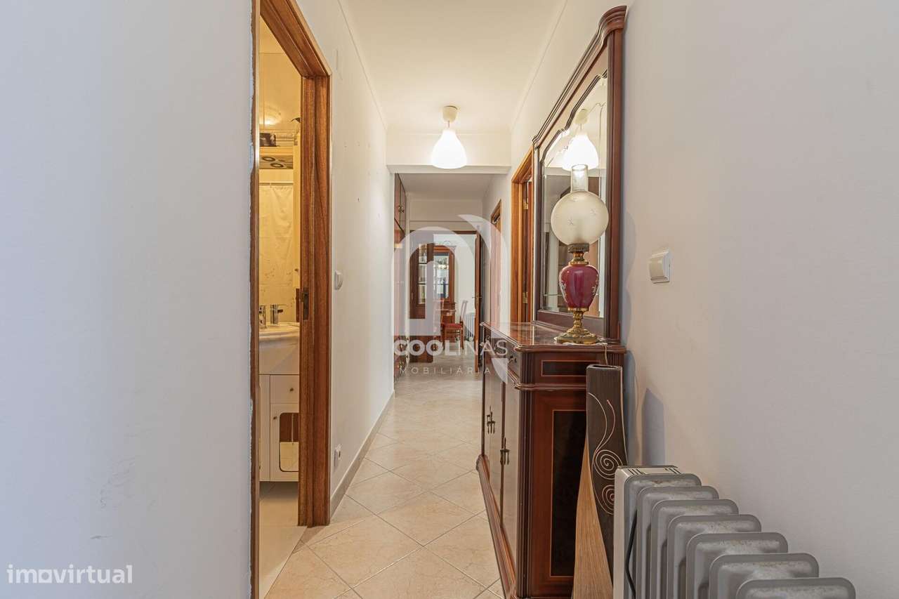Apartamento T4 Monte Caparica-24