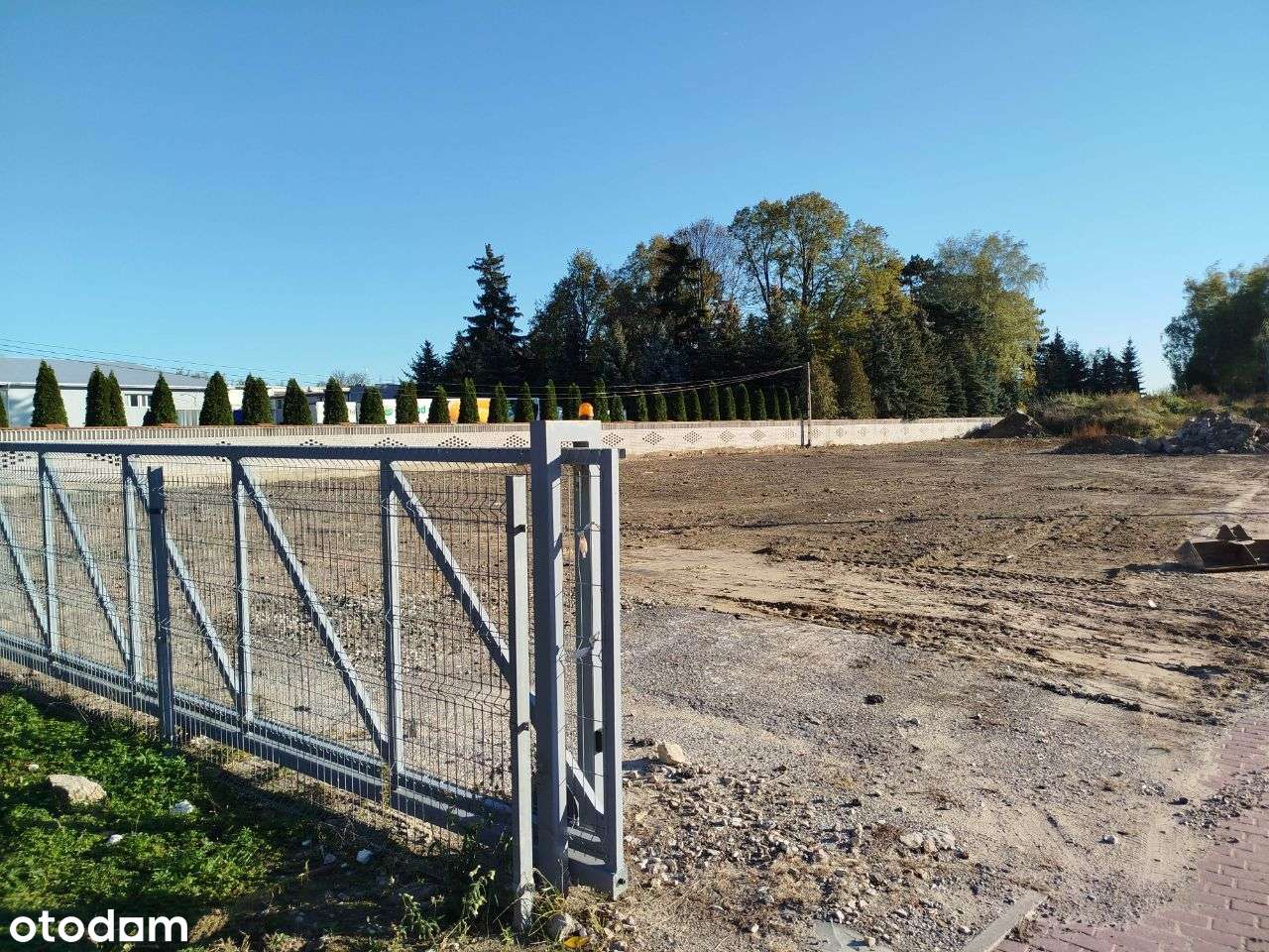 Wynajmę plac DK92, niedaleko A2, szeroki wjazd - Pełny obrazek: 2/2