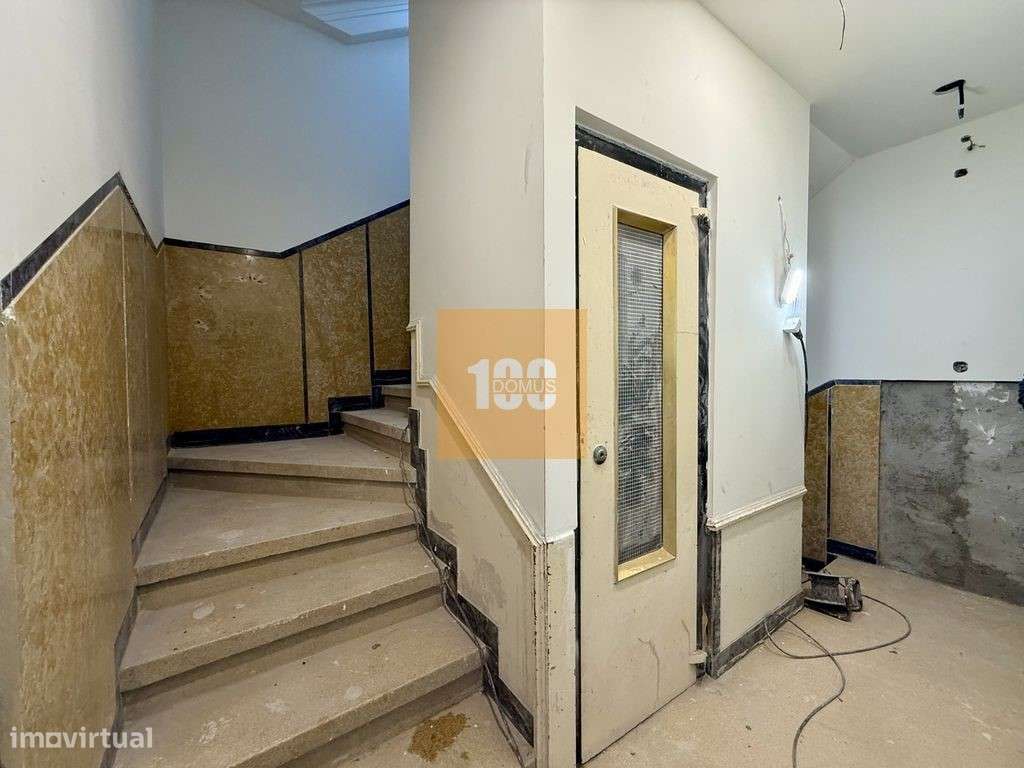 T2 duplex novo com jardim aos Aliados - Grande imagem: 4/22