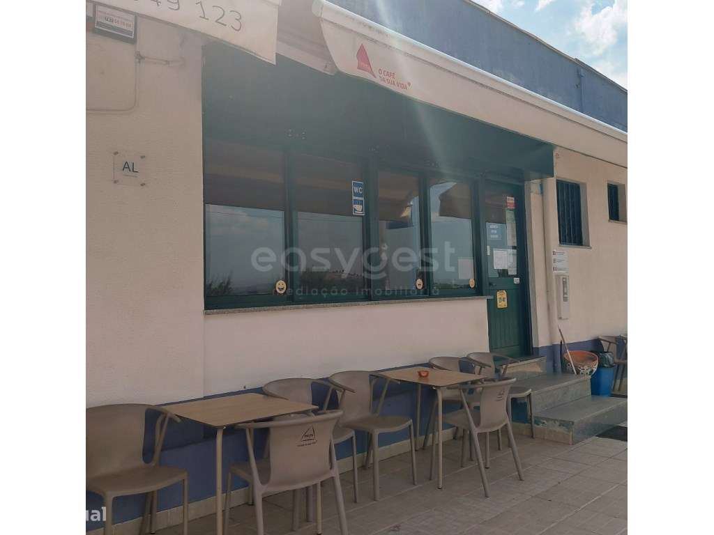 Estalagem com alojamento local (AL), café, restaurante e bombas de ... - Grande imagem: 4/28