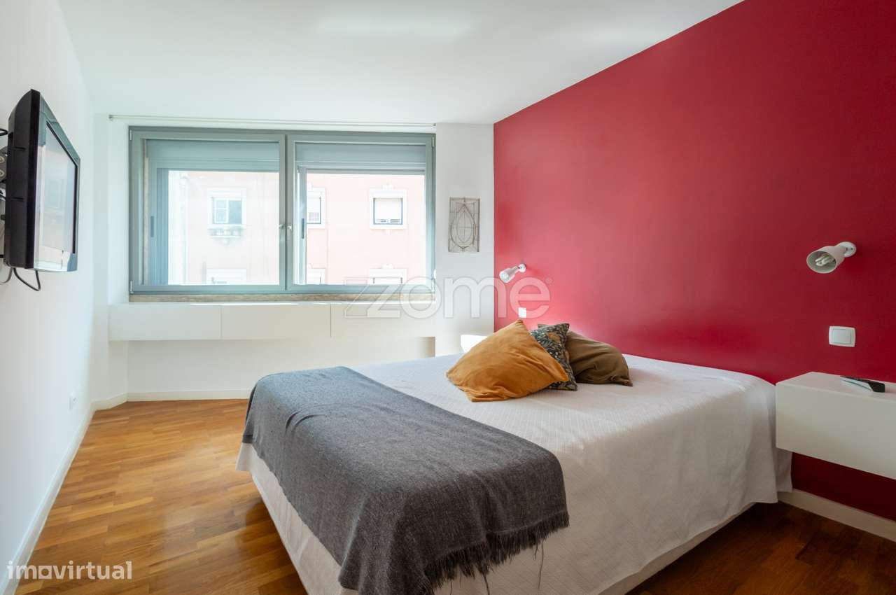 ARRENDAMENTO: T1 Charmoso Próximo às Amoreiras com Estacionamento - Grande imagem: 1/23