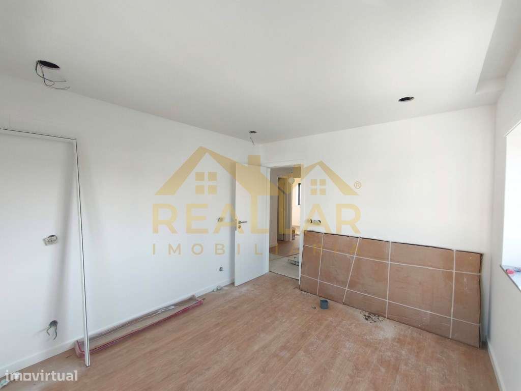Apartamento T2+1 Duplex com Entrada Independente | Fão - Esposende-8