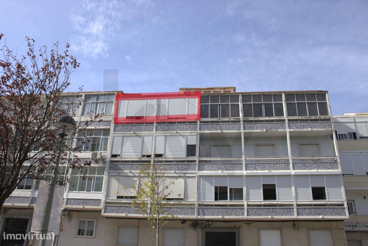 Apartamento T2 à venda na Avenida D. João V - AMADORA - Grande imagem: 4/38