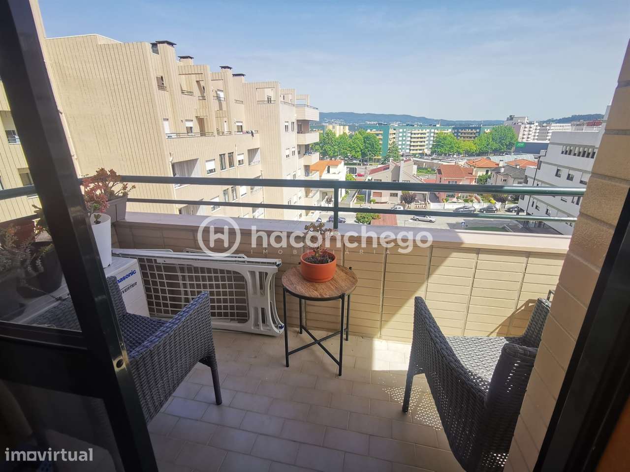 Apartamento T2 com varanda em Arcozelo, Barcelos-12