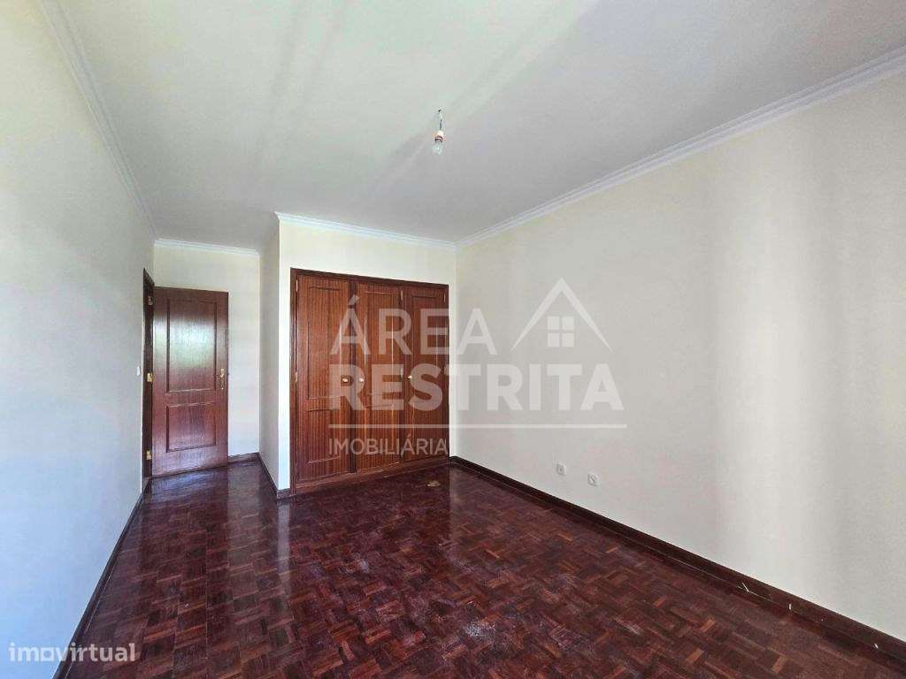 Apartamento T2 c/Parqueamento, na Cavaleira - Algueirão-18