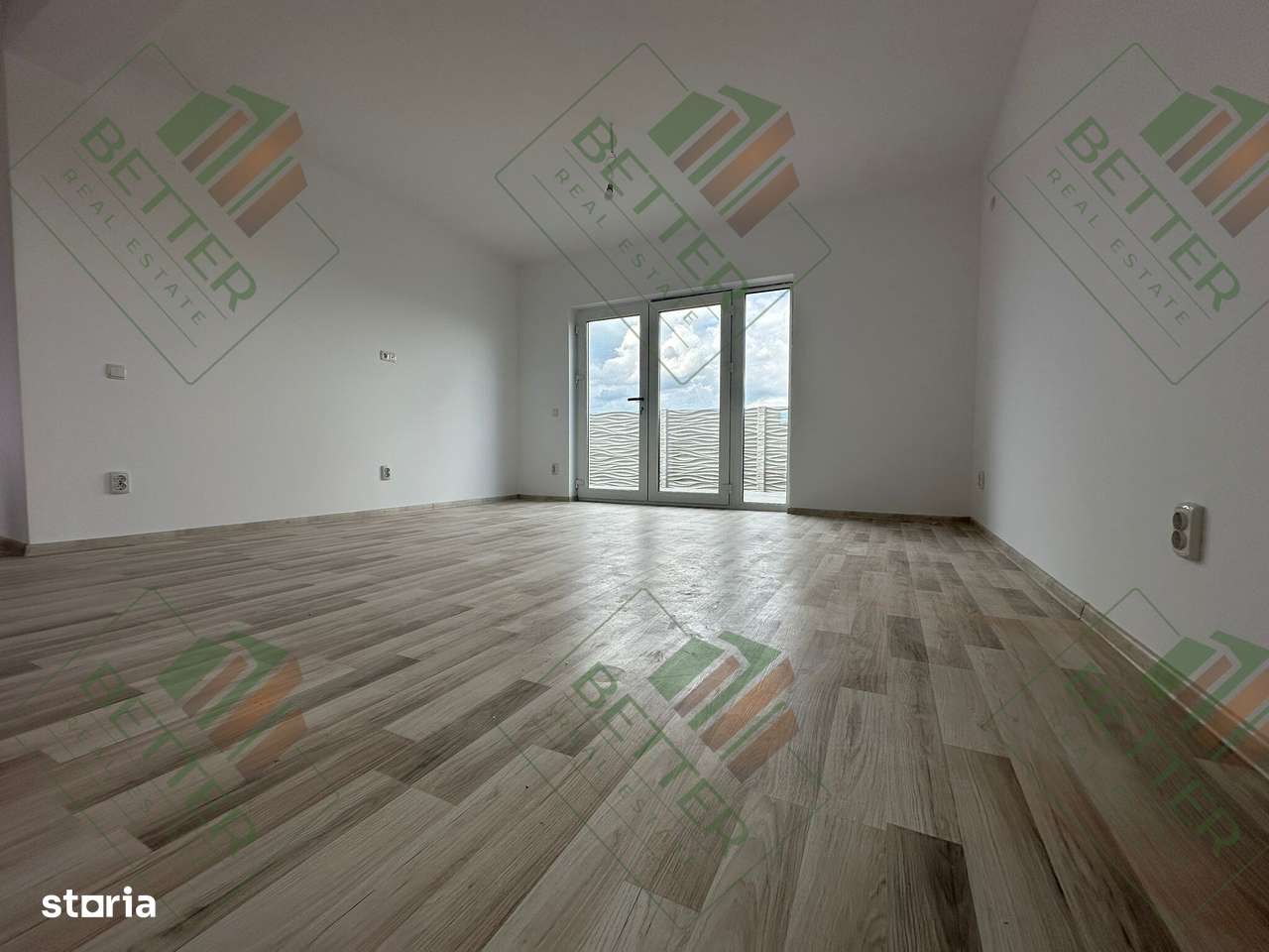 Casă modernă  de vânzare în Berceni – 3 Camere, 2 Băi, 133.000 Euro - Imagine principală: 5/12