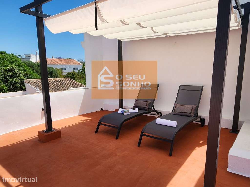 Moradia Térrea Tradicional com Terraço no Centro Histórico de São B...-27