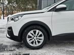 Peugeot 3008 1.2 PureTech GPF Allure S&S - 9